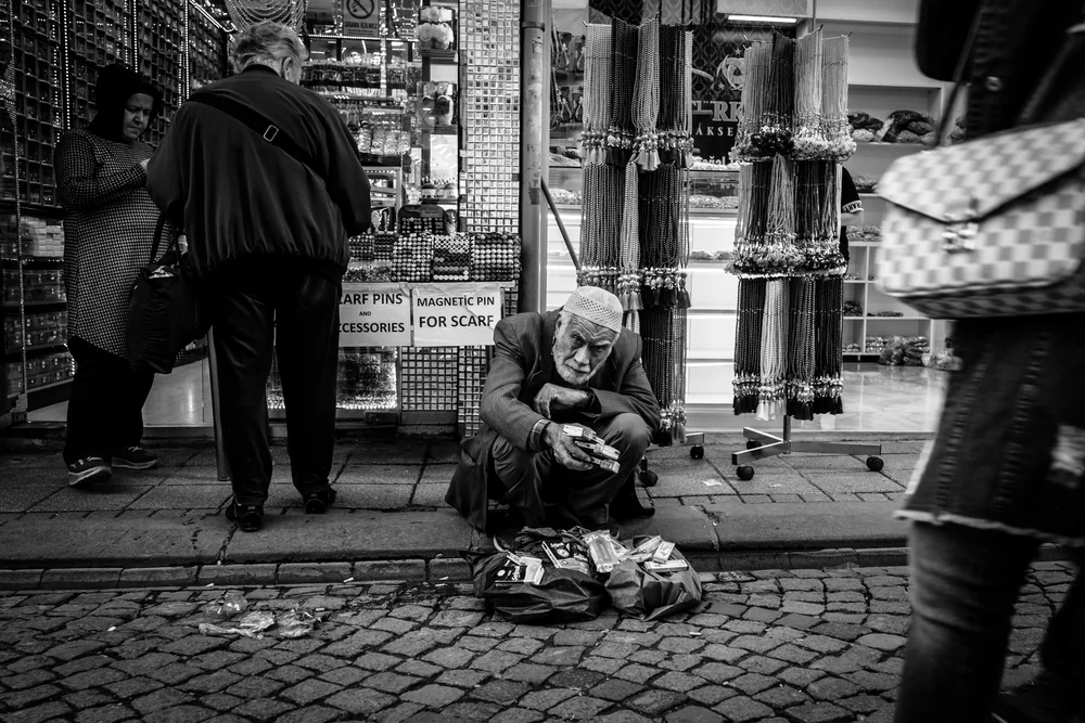 Street Photography in Istanbul, Turkey - Photo No. 6245 by Przemek Wozny