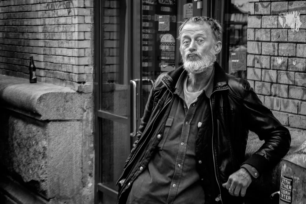 Street Photography in Kiev, Ukraine - Photo No. 5997 by Przemek Wozny