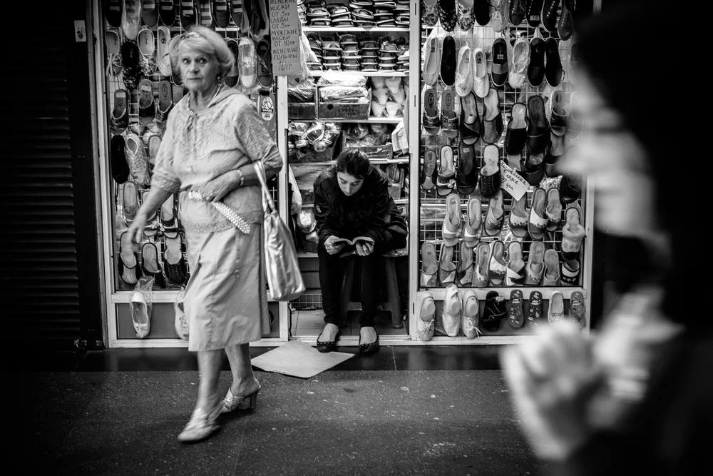 Street Photography in Kiev, Ukraine - Photo No. 6157 by Przemek Wozny