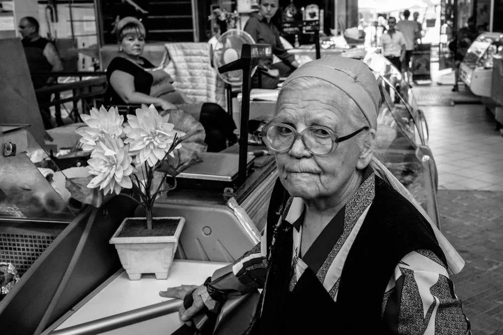 Street Photography in Kiev, Ukraine - Photo No. 6235 by Przemek Wozny