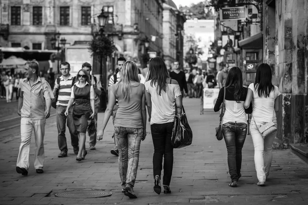 Street Photography in Lviv, Ukraine - Photo No. 9409 by Przemek Wozny