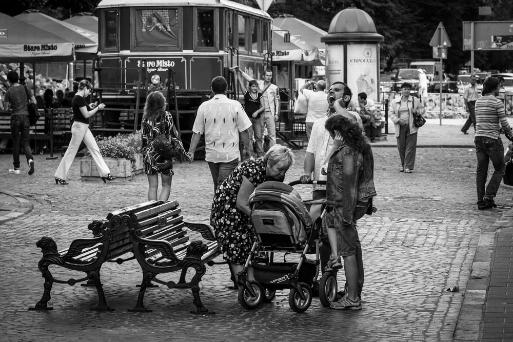 Street Photography in Lviv, Ukraine - Photo No. 9449 by Przemek Wozny