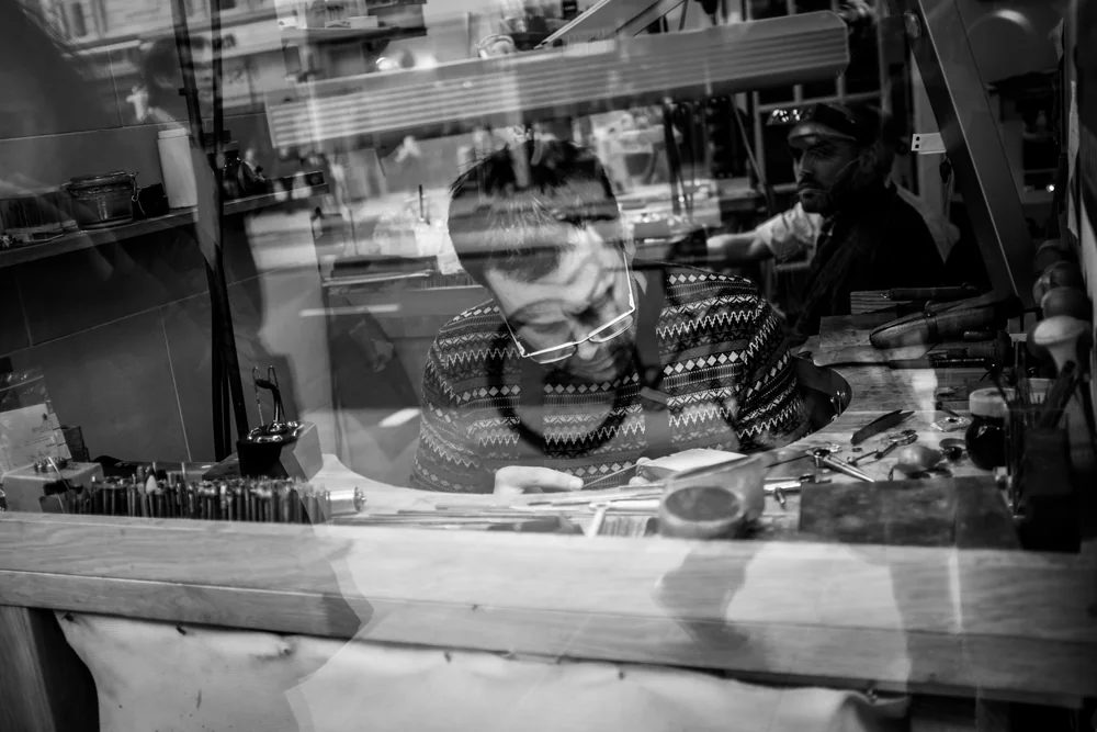 Street Photography in London, United Kingdom - Photo No. 3595 by Przemek Wozny
