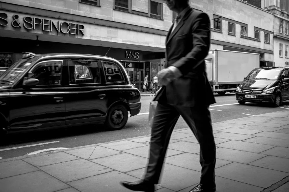 Street Photography in London, United Kingdom - Photo No. 4187 by Przemek Wozny
