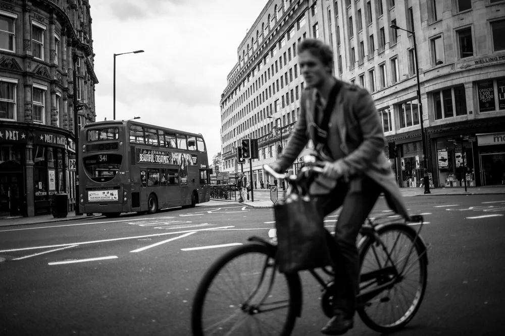 Street Photography in London, United Kingdom - Photo No. 4466 by Przemek Wozny