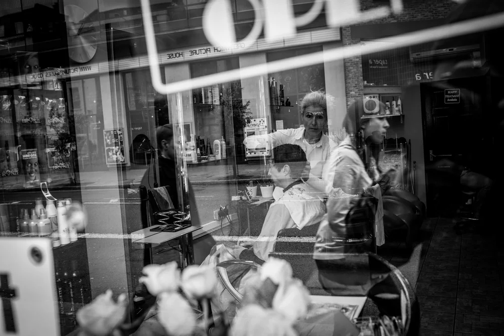 Street Photography in London, United Kingdom - Photo No. 5002 by Przemek Wozny