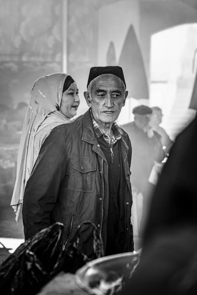 Street Photography in Tashkent, Uzbekistan - Photo No. 1212 by Przemek Wozny