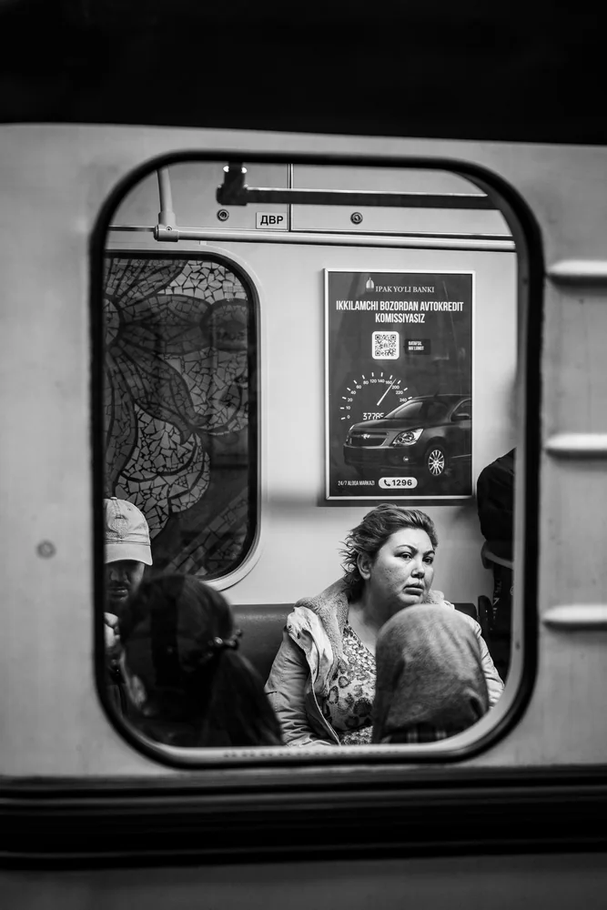 Street Photography in Tashkent, Uzbekistan - Photo No. 1418 by Przemek Wozny