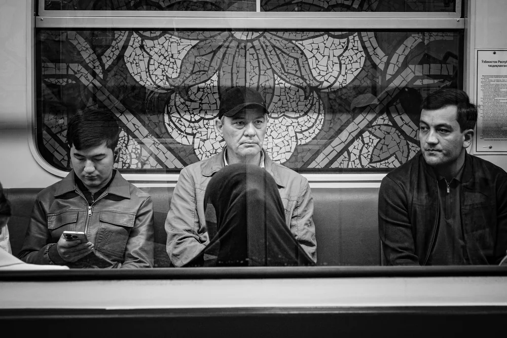 Street Photography in Tashkent, Uzbekistan - Photo No. 6236 by Przemek Wozny