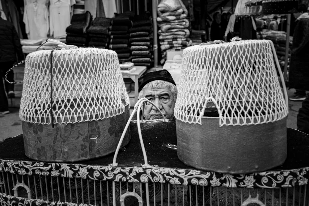 Street Photography in Tashkent, Uzbekistan - Photo No. 6577 by Przemek Wozny