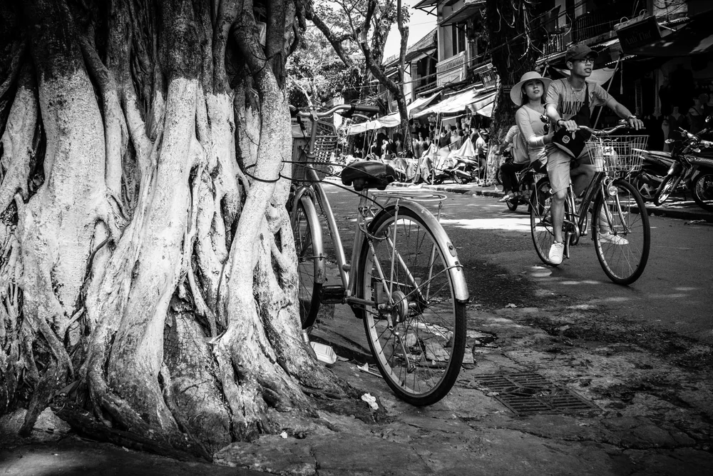 Street Photography in Da Nang, Vietnam - Photo No. 5239 by Przemek Wozny