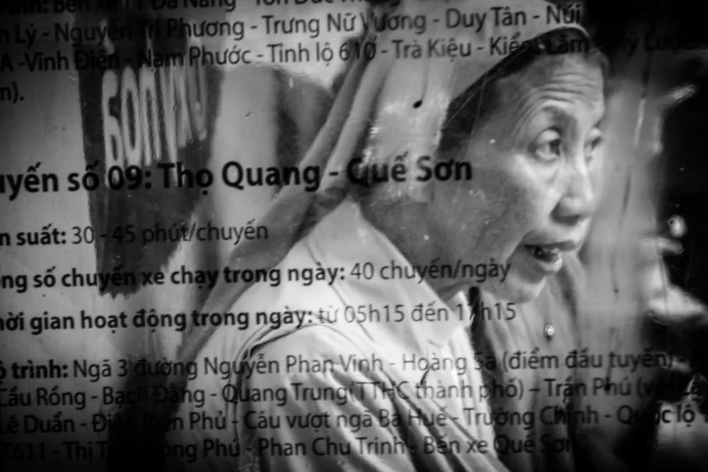 Street Photography in Da Nang, Vietnam - Photo No. 5520 by Przemek Wozny