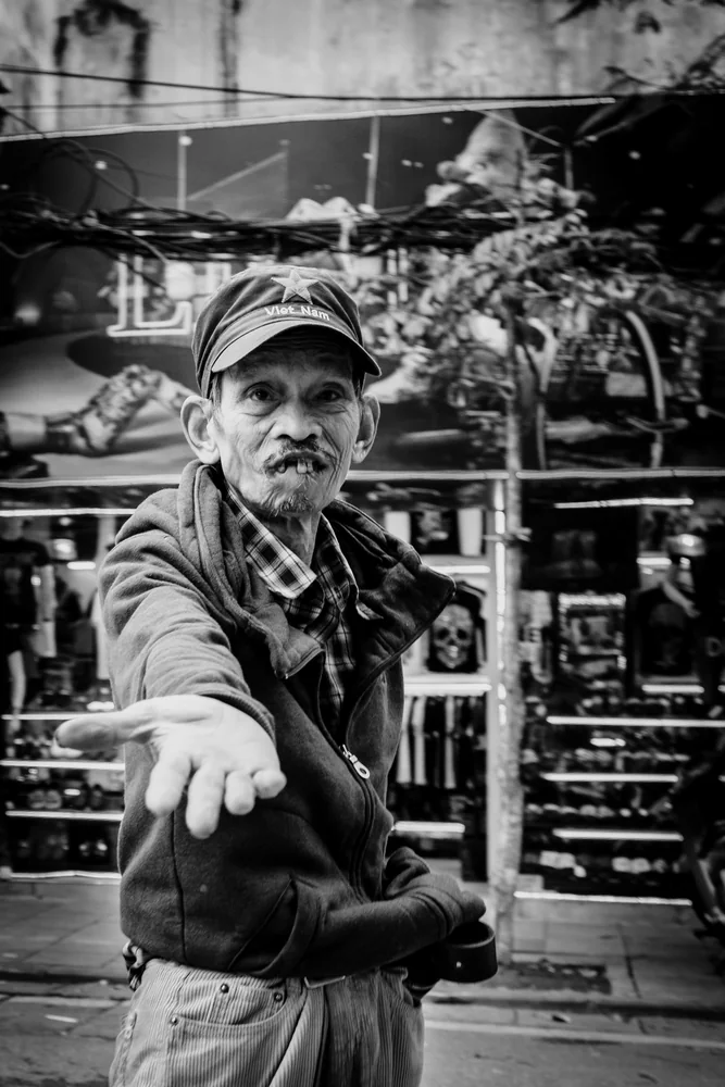 Street Photography in Hanoi, Vietnam - Photo No. 1195 by Przemek Wozny