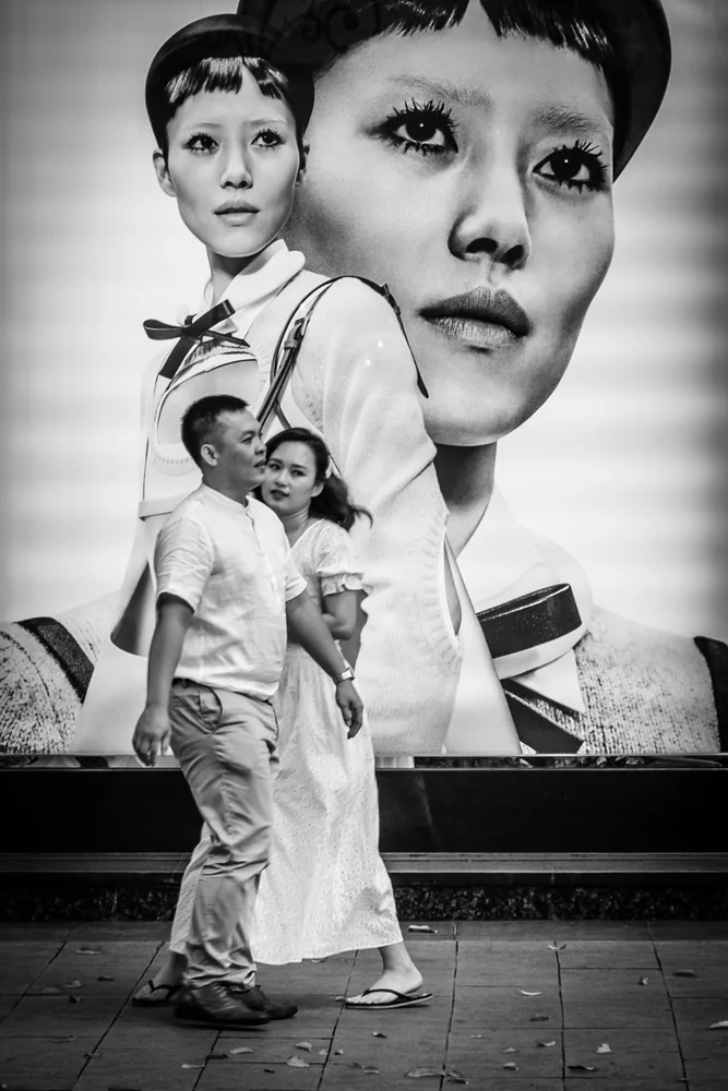 Street Photography in Hanoi, Vietnam - Photo No. 2524 by Przemek Wozny