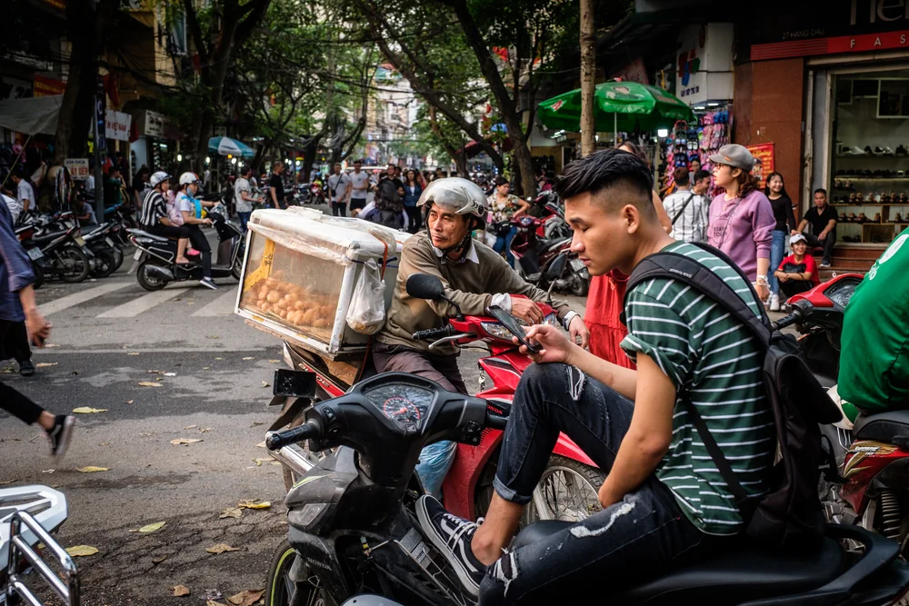 Street Photography in Hanoi, Vietnam - Photo No. 2625 by Przemek Wozny