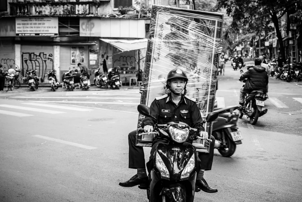 Street Photography in Hanoi, Vietnam - Photo No. 9480 by Przemek Wozny