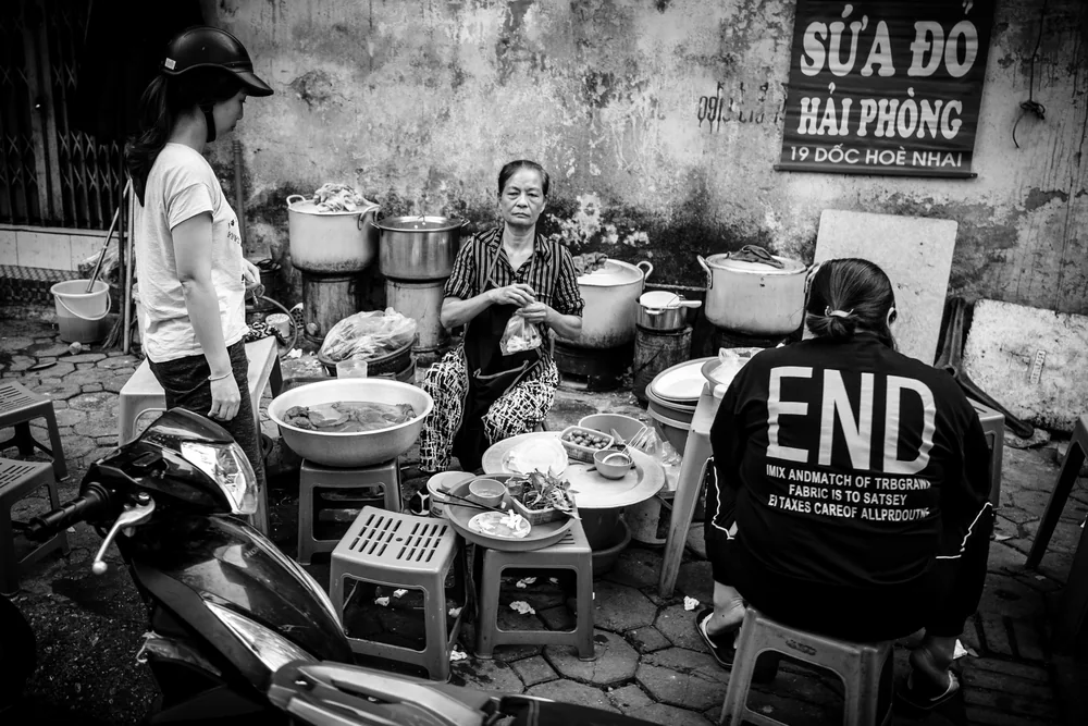 Street Photography in Hanoi, Vietnam - Photo No. 9639 by Przemek Wozny