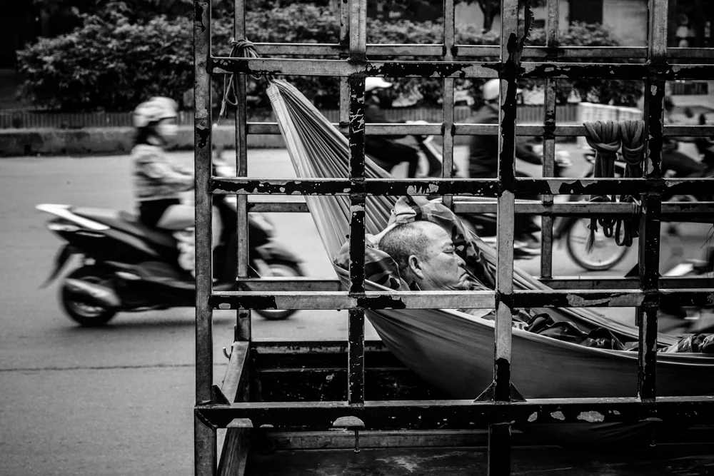Street Photography in Hanoi, Vietnam - Photo No. 9714 by Przemek Wozny